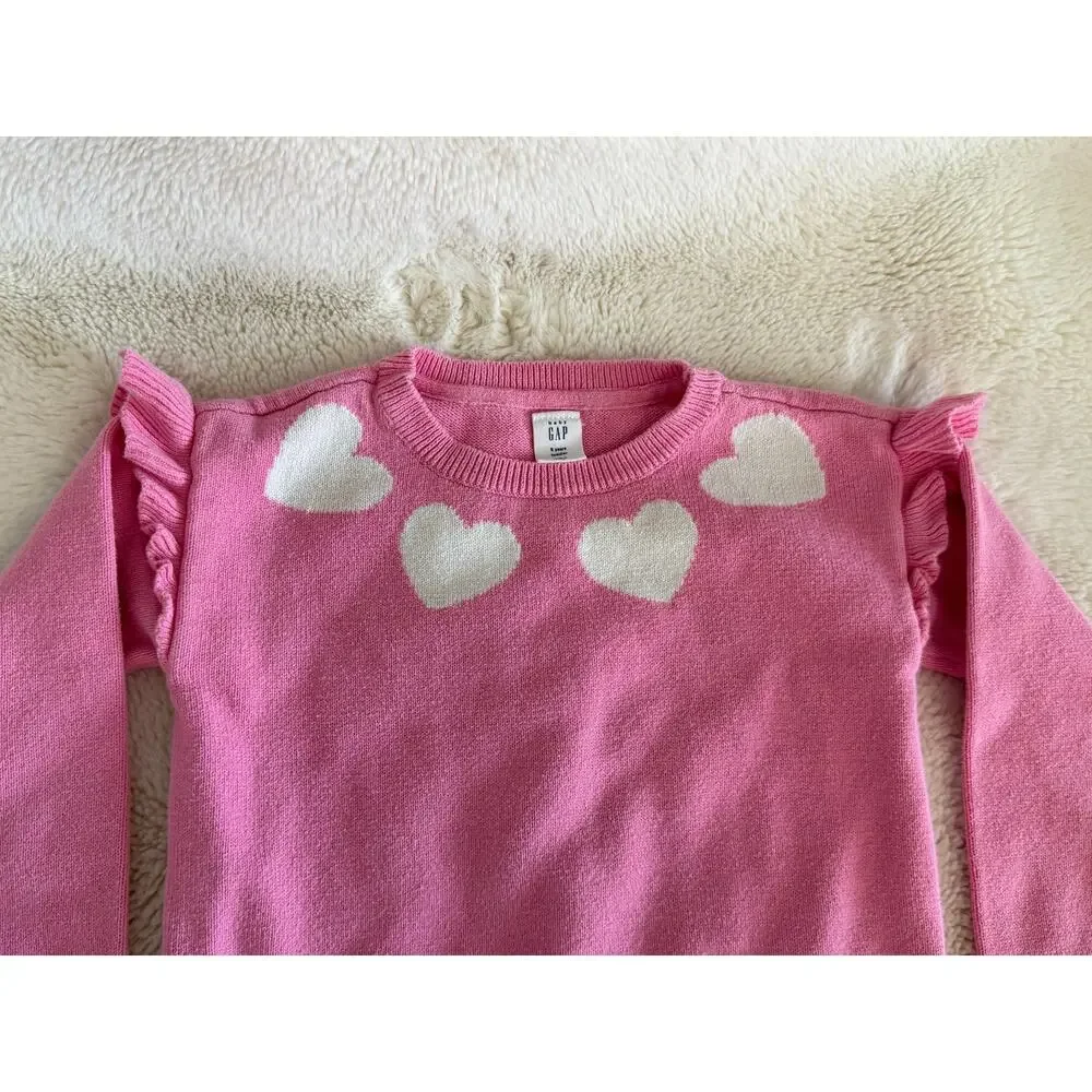 GAP- Pink and white heart crewneck sweater with ruffle shoulders - Size 5T